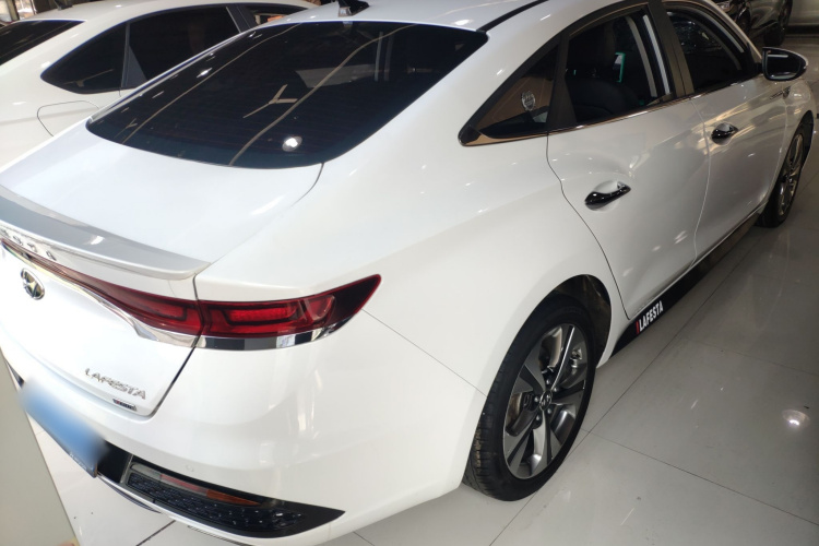 现代 菲斯塔 2019款 280TGDi 运动版 国VI车身外观7