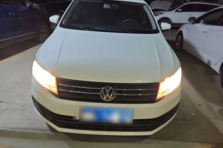 大众 桑塔纳 2021款 1.5L 手动风尚版车身外观2