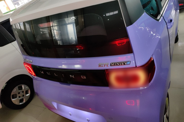 五菱汽车 宏光MINIEV 2022款 马卡龙绘色款 磷酸铁锂车身外观6