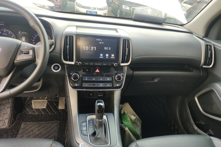 北京现代ix35 2019款 2.0L 自动两驱智勇·畅享版 国VI局部细节16