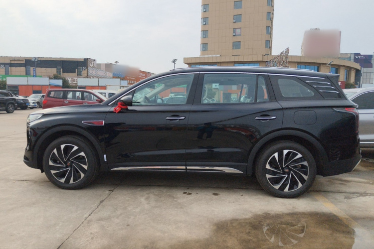 红旗HS7 PHEV 2024款 2.0T PHEV 两驱旗享版 6座车身外观4