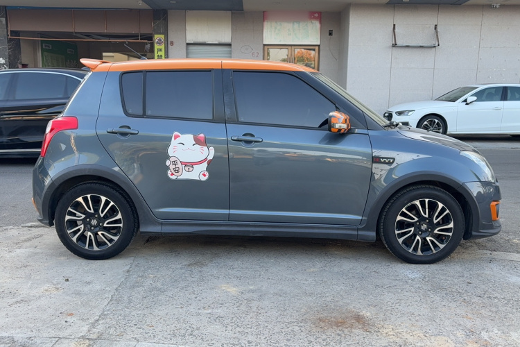 铃木 雨燕 2016款 1.5L 自动时尚型酷玩版车身外观6002