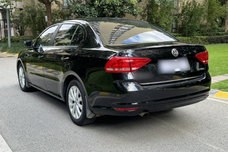 大众 朗逸 2017款 1.6L 自动舒适版车身外观6002