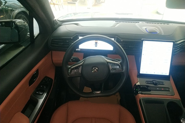 蔚来EC6 2020款 440KM 性能版中控内饰13
