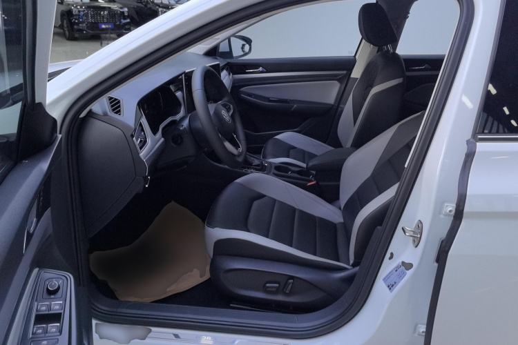 大众 宝来 2023款 300TSI DSG尊行版中控内饰19