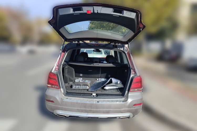 奔驰GLK级(进口) 2011款 GLK 300 4MATIC 动感型局部细节23