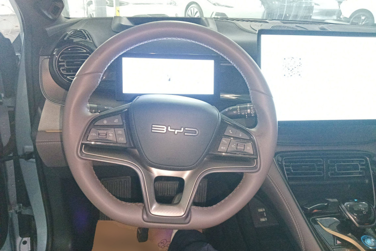 比亚迪 护卫舰07 2023款 DM-i 100KM 旗舰型局部细节13