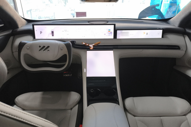 智己汽车 智己LS7 2023款 100kWh Lux后驱版中控内饰12