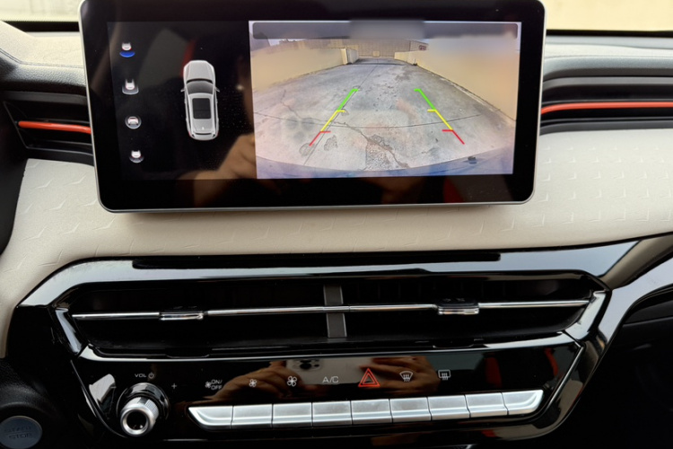 哈弗赤兔 2021款 激擎版 1.5T 白银兔局部细节16