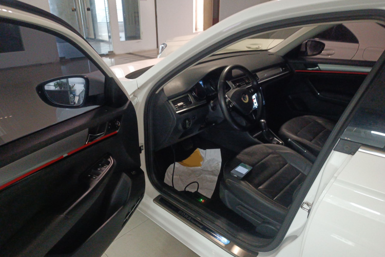 大众 宝来 2018款 1.5L 自动舒适型中控内饰20