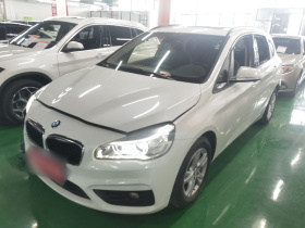 宝马2系旅行车 2016款 218i 领先型