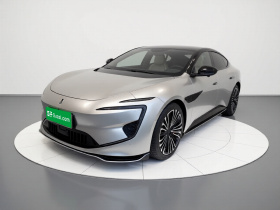 阿维塔12 2024款 700 三激光后驱奢享版