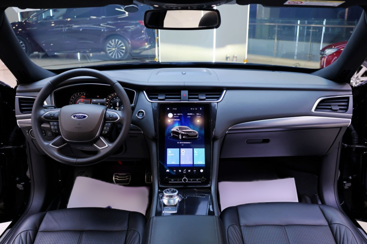 福特 金牛座 2019款 EcoBoost 245 Vignale臻享版中控内饰7003