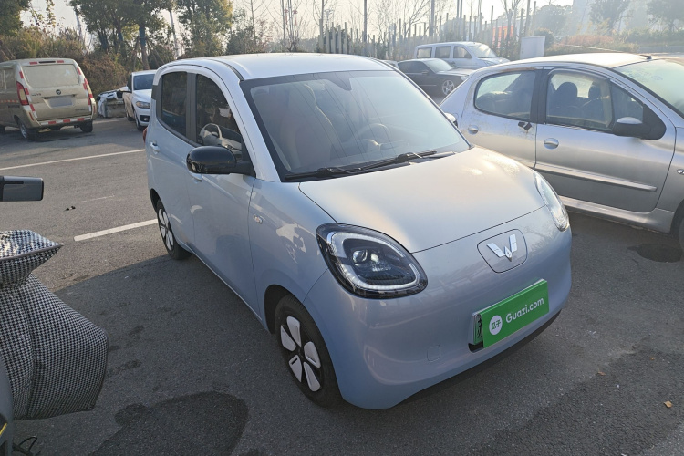 五菱汽车 宏光MINIEV 2025款 四门版 臻享+款车身外观3