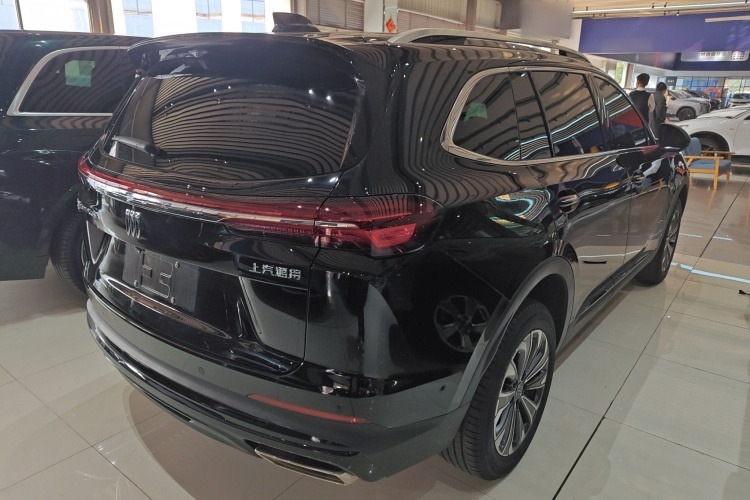 别克 2025款 昂科威Plus 28T 两驱白金版车身外观7