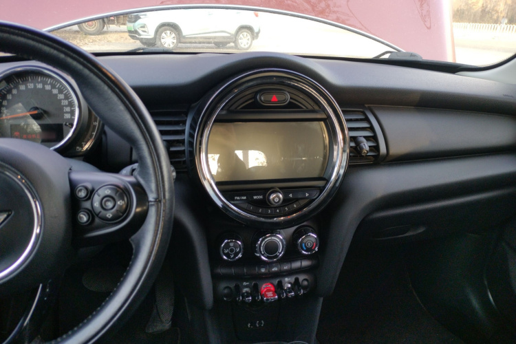 MINI 2018款 1.5T ONE PLUS 五门版局部细节16