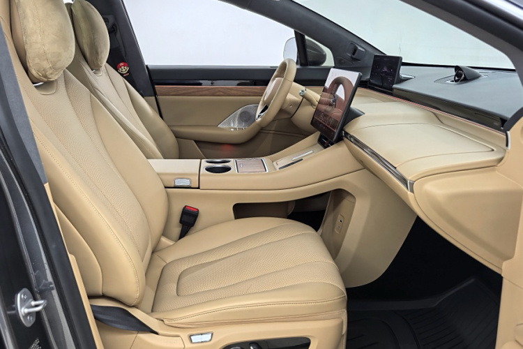 鸿蒙智行 智界R7 2024款 纯电 802km Max车身外观6010