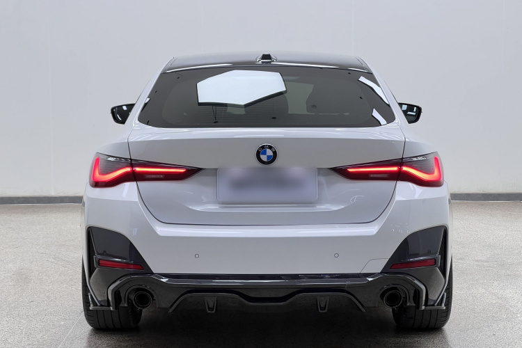 宝马4系 2022款 425i Gran Coupe M运动曜夜套装车身外观6005