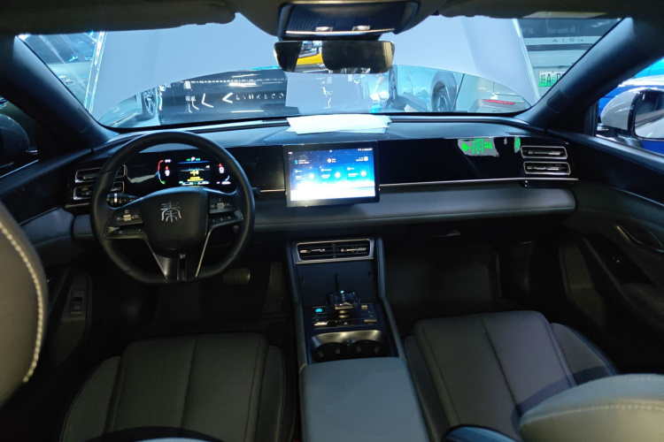 比亚迪 秦L 2024款 DM-i 80KM领先型中控内饰12