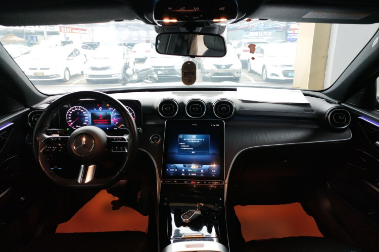 奔驰C级 2022款 改款 C 200 L 运动版中控内饰7002