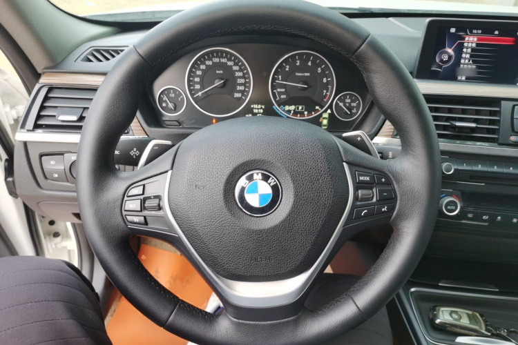 宝马3系 2014款 328Li xDrive风尚设计套装中控内饰13