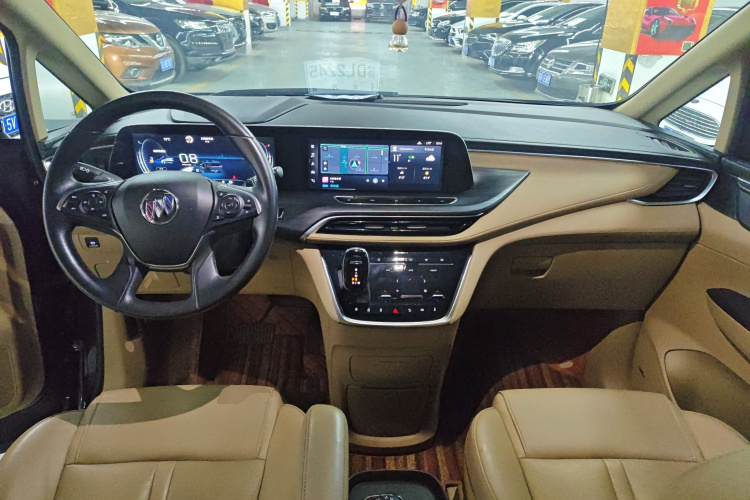 别克GL8 2021款 ES陆尊 653T 旗舰型中控内饰12