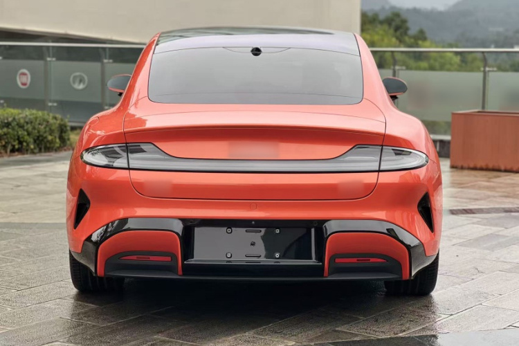 小米汽车 小米SU7 2024款 后驱长续航智驾版车身外观6011