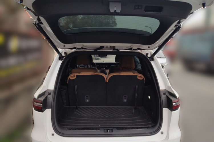 理想汽车 理想ONE 2020款 增程6座版局部细节23