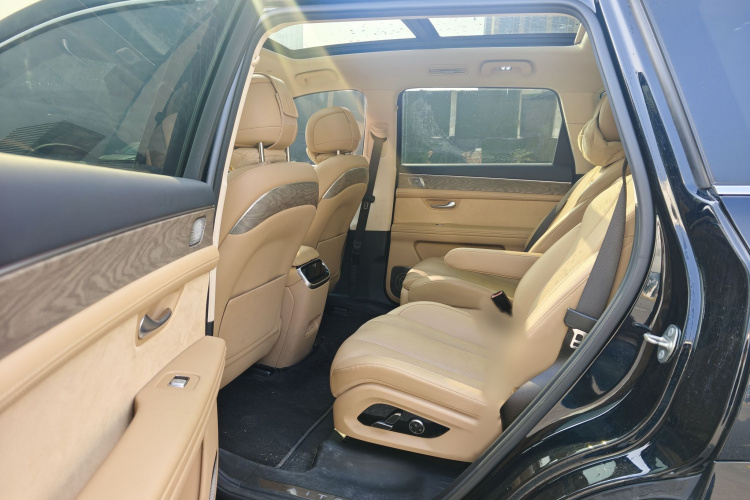 鸿蒙智行 问界M7 2022款 1.5T 后驱舒适版中控内饰7001