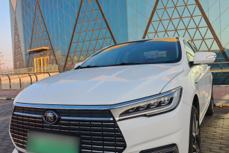 比亚迪 秦新能源 2019款 高续航版 尊贵型