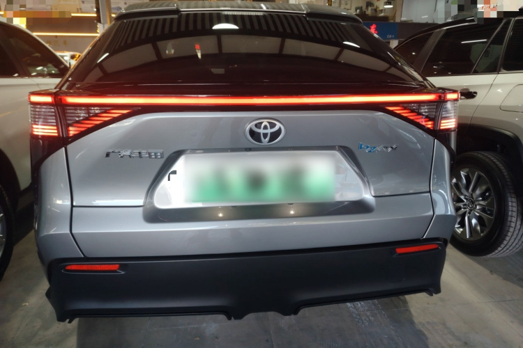 广汽丰田bZ4X 2022款 长续航Elite车身外观6004