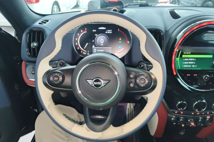 MINI JCW COUNTRYMAN 2021款 2.0T JOHN COOPER WORKS ALL-IN中控内饰13