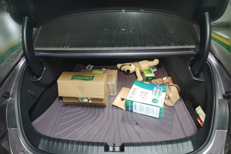 小米汽车 小米SU7 2024款 后驱长续航智驾版中控内饰23