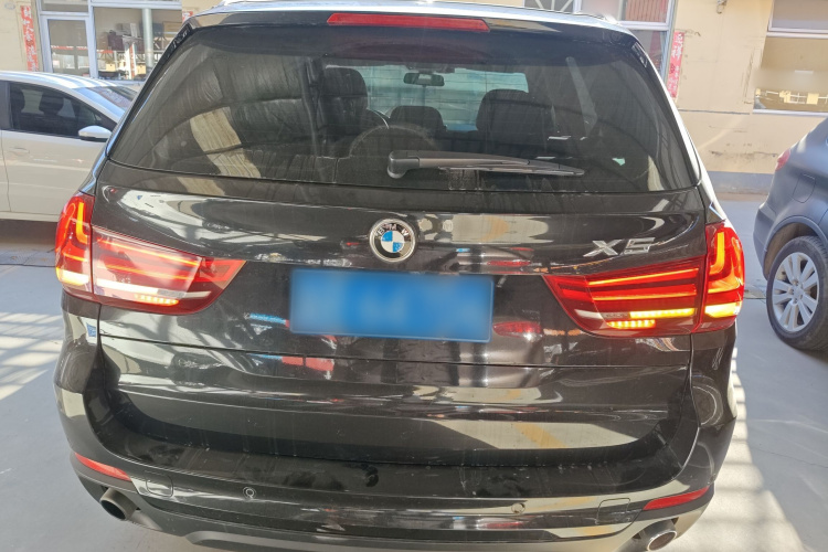 宝马X5(进口) 2015款 xDrive28i车身外观6