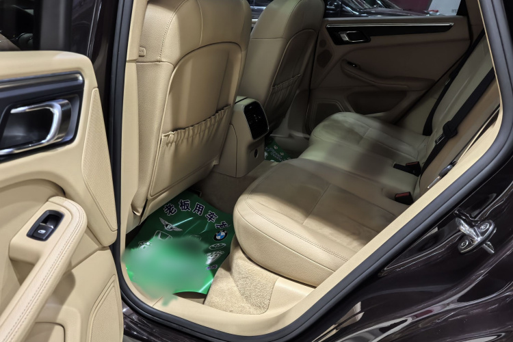 保时捷 2017款  Macan 2.0T中控内饰7002