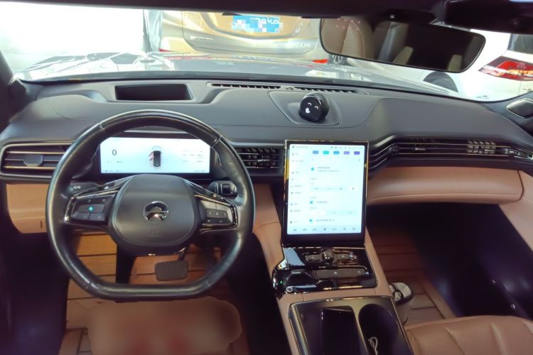 蔚来ES8 2020款 580KM 签名版 六座版中控内饰12
