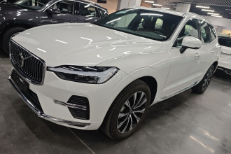 沃尔沃XC60 2025款 B5 四驱智远豪华版