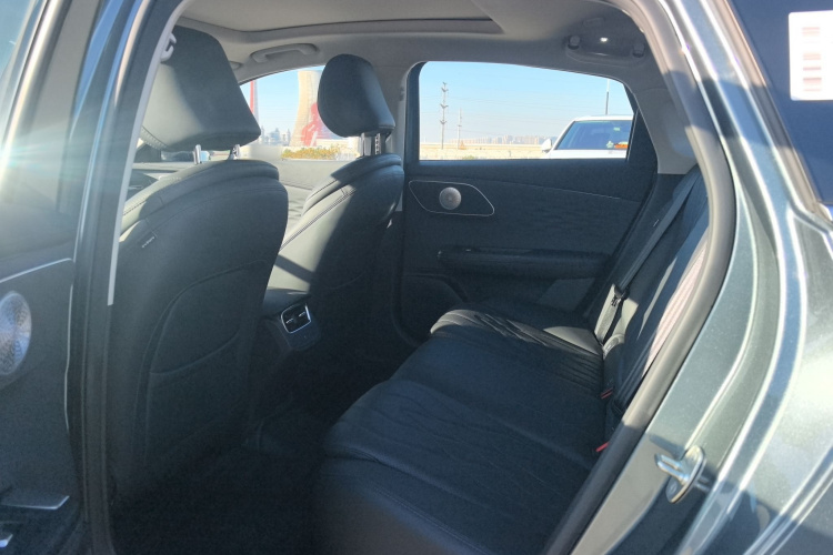 奇瑞 风云A8L 2025款 1.5TGDI 145km 豪华型中控内饰7003