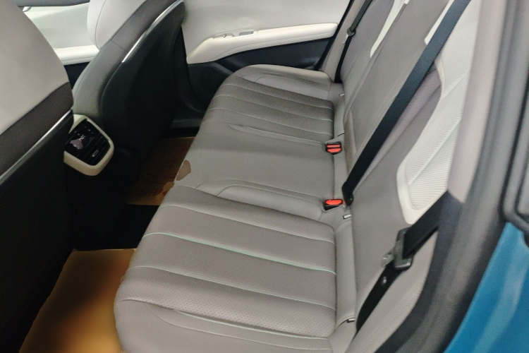 深蓝汽车 深蓝L07 2024款 300Max乾崑智驾ADS SE增程版中控内饰7004