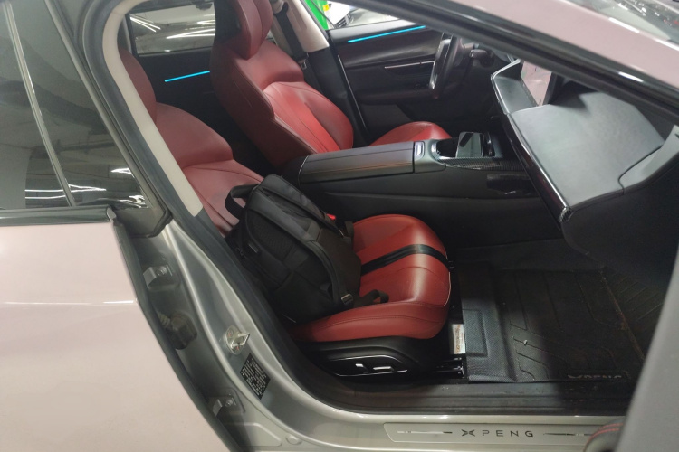 小鹏P7 2020款 670E局部细节41