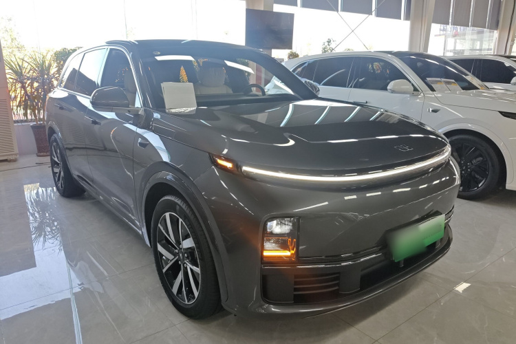 理想汽车 理想L7 2023款 Pro车身外观3