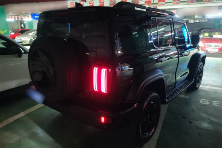 坦克300 2021款 越野版 2.0T 挑战者车身外观6005