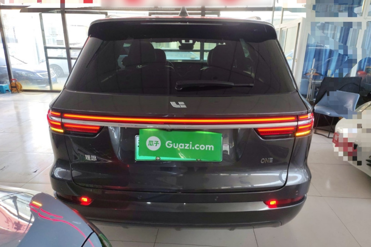 理想汽车 理想ONE 2021款 增程6座版车身外观6