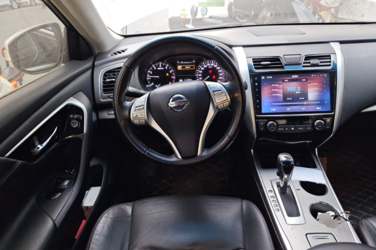 日产 天籁 2018款 2.0L XL 智进版中控内饰13