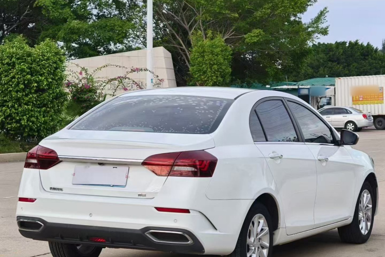 吉利汽车 帝豪 2021款 UP 1.5L CVT向上版车身外观7