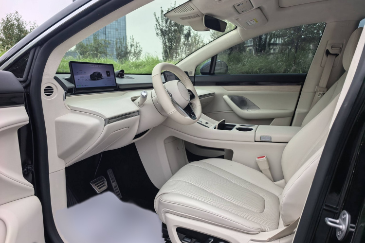 鸿蒙智行 智界R7 2024款 纯电 667km Pro中控内饰7001