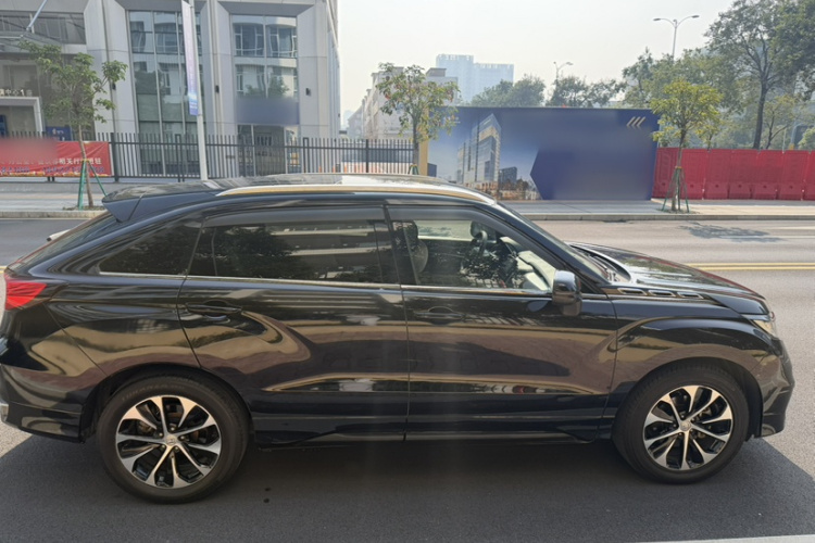 本田 冠道 2019款 240TURBO 两驱精英版车身外观6006