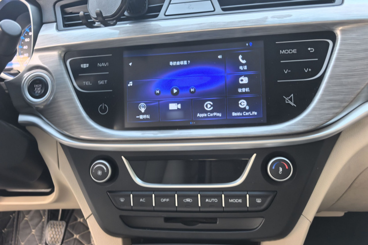 吉利汽车 帝豪 2017款 三厢百万款 1.5L 手动豪华型中控内饰7004