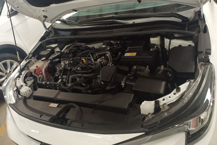 丰田 雷凌 2022款 TNGA 1.5L CVT进取版机舱底盘24