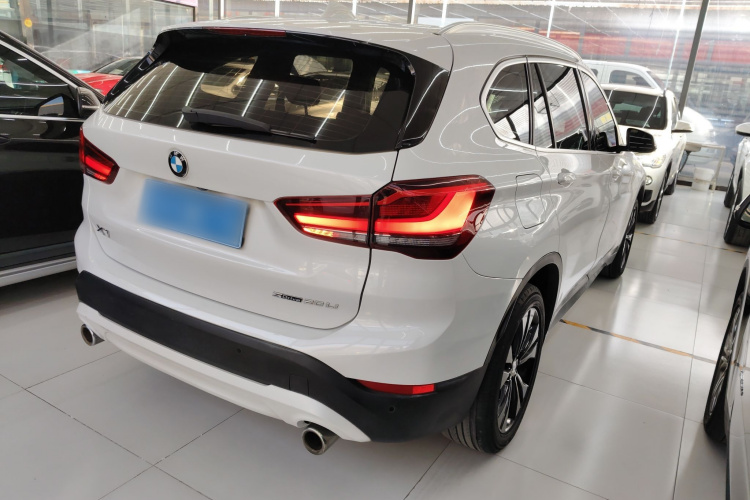 宝马X1 2021款 sDrive20Li 时尚型车身外观7